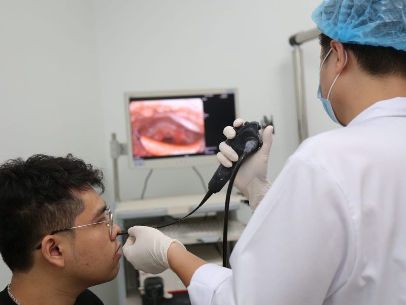 noi-soi-tai-mui-hong-co-phat-hien-ung-thu-2