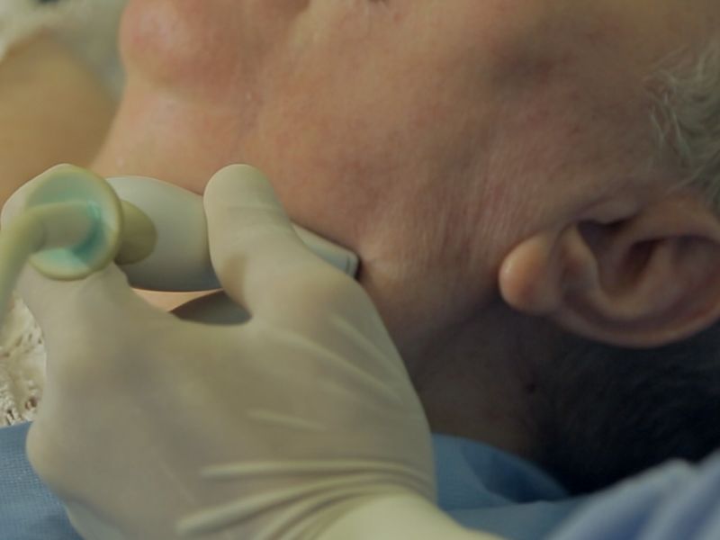 sieu-am-tuyen-nuoc-bot-mang-tai-7